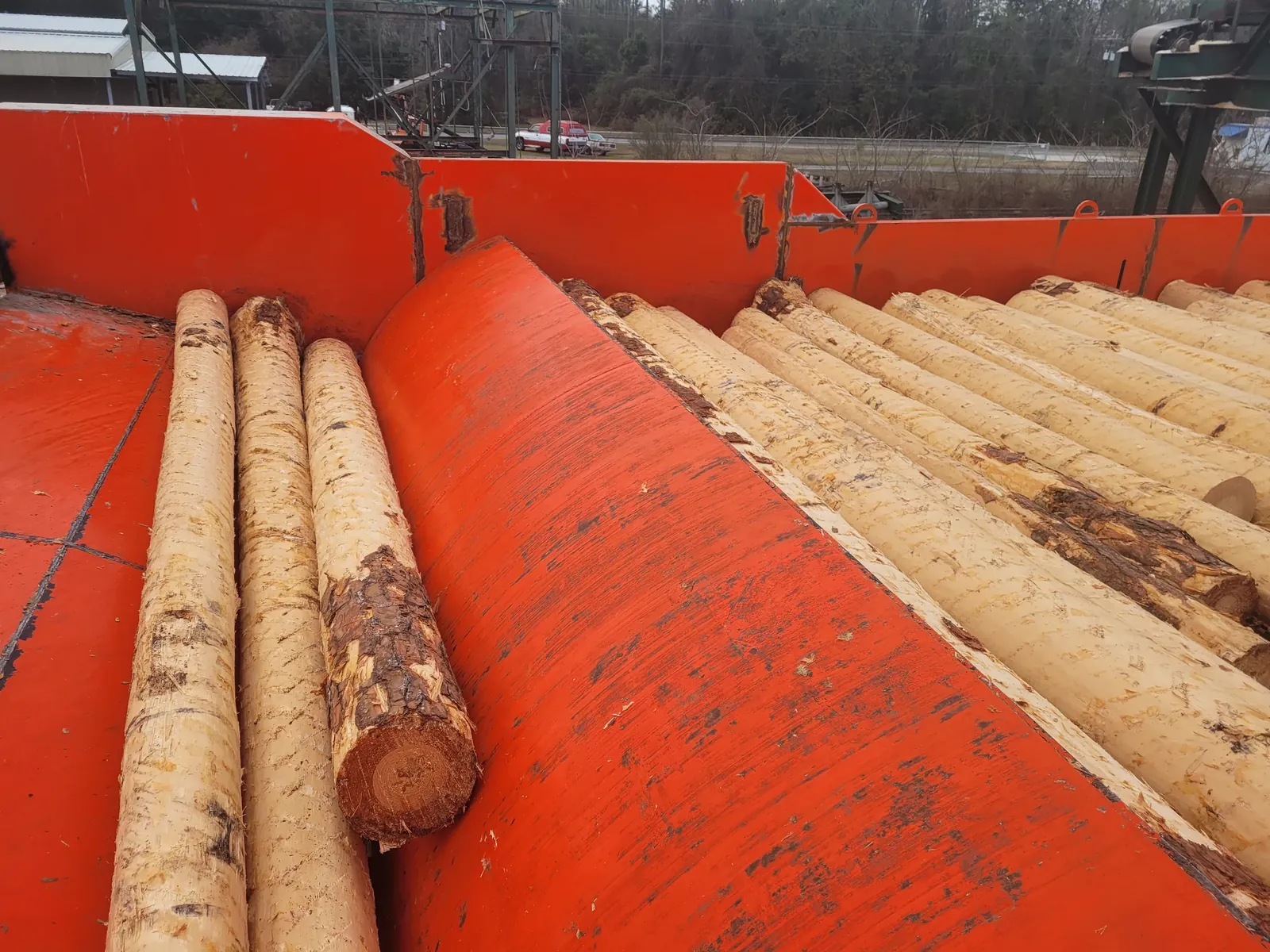 FiberPro pocket pusher to Strenx step feeder at Varn Wood Products